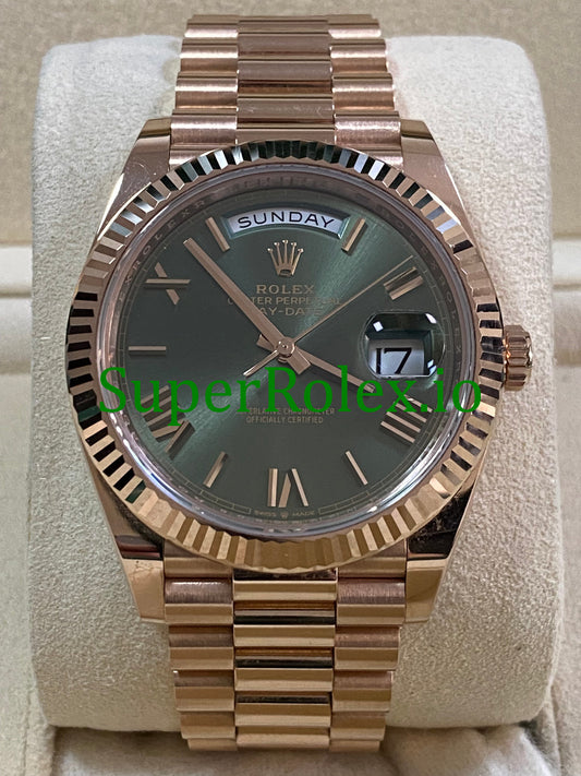 Rolex Day-Date 40MM Everose Gold Ref.228235 Olive Green Roman Dial