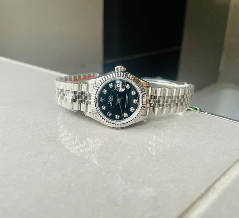 Rolex Datejust 28mm 904L SS Black Dial Diamond markers