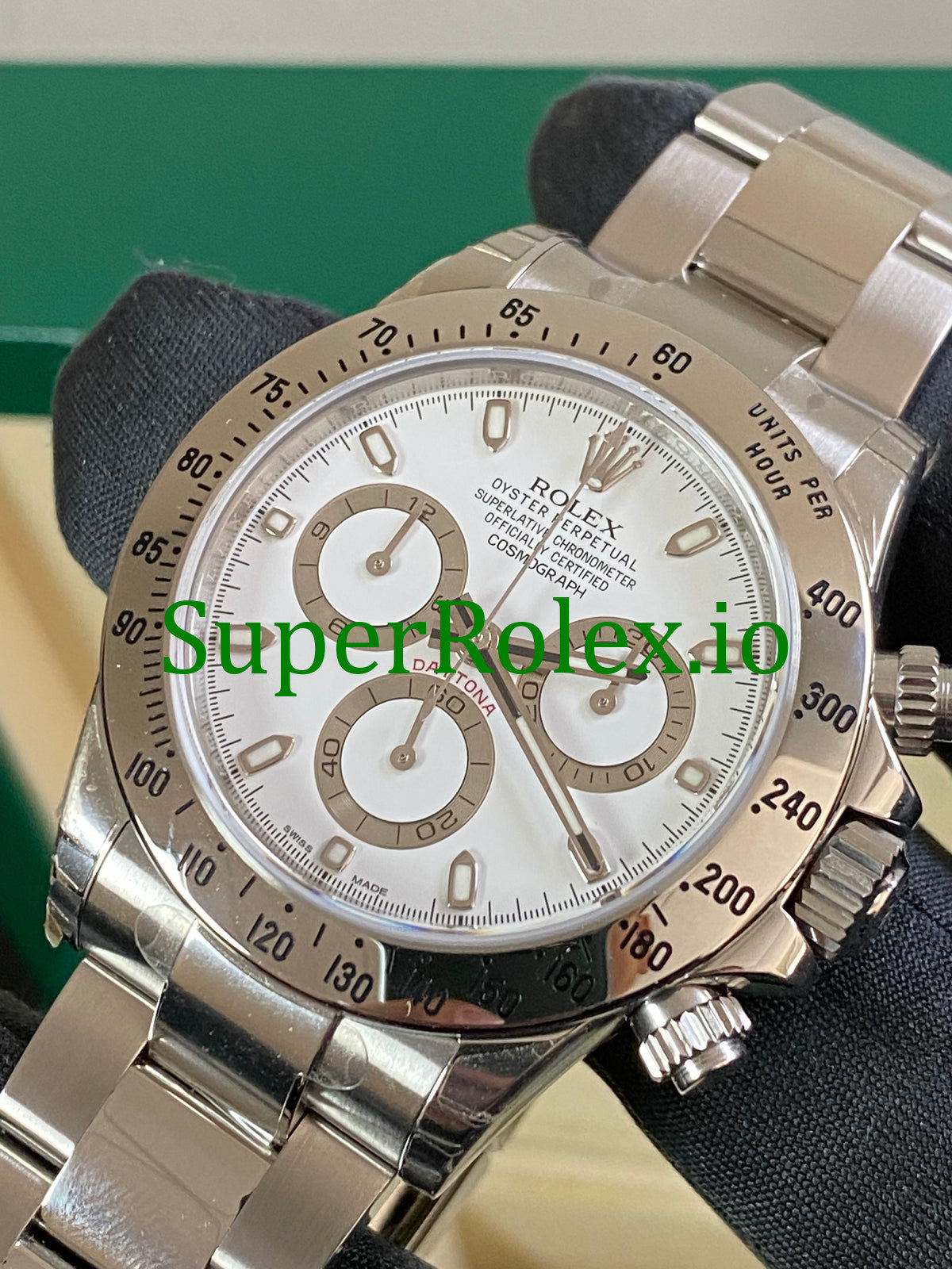 Rolex Cosmograph Daytona 40 Steel White Index Dial Ref.116520