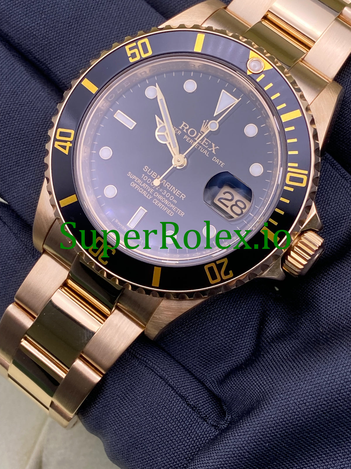 Rolex Submariner Date 40MM Yellow Gold - Ref.16618LN