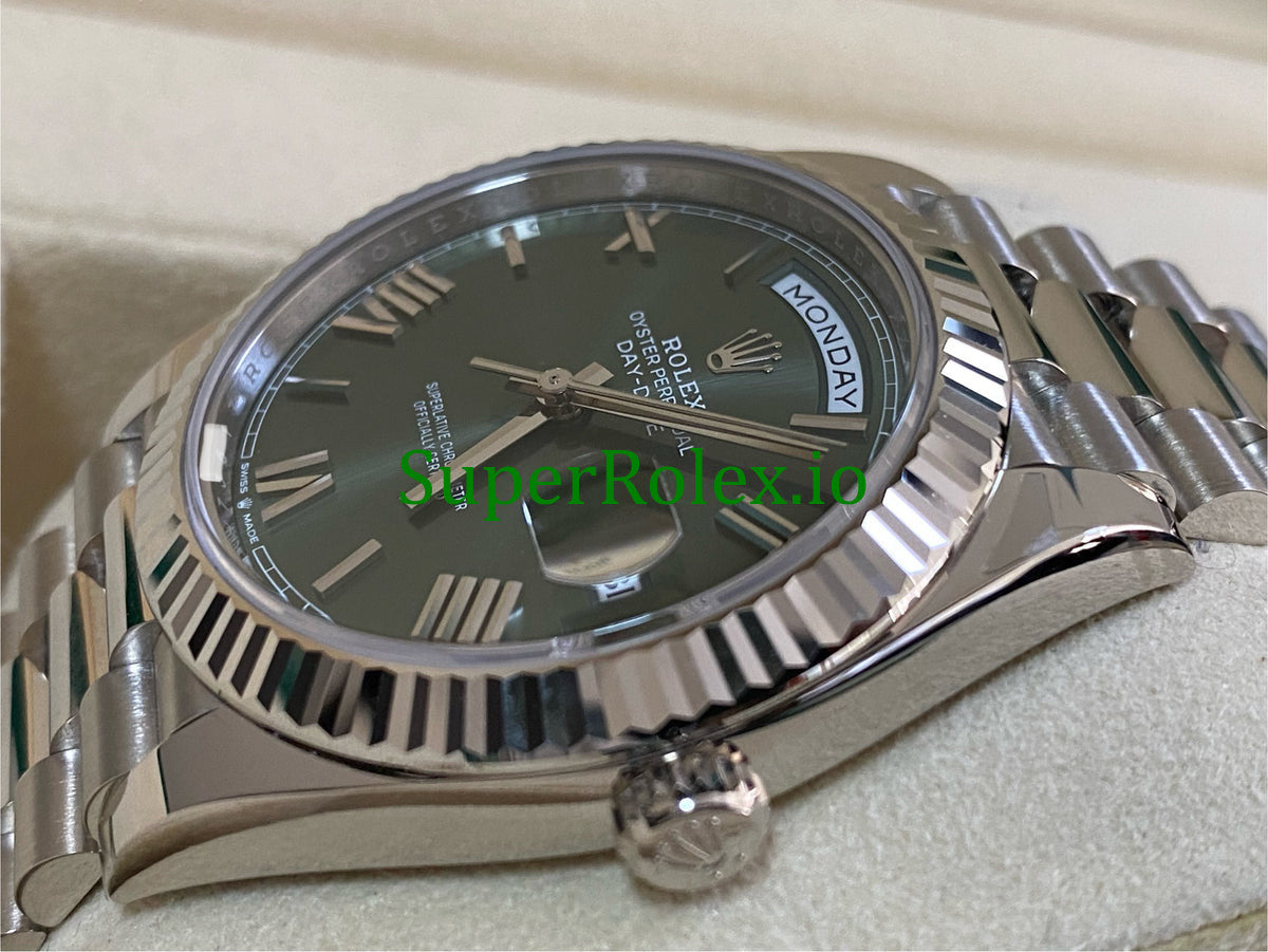 Rolex Day-Date 40MM Ref.228239 - Olive Green Bevelled Roman Dial