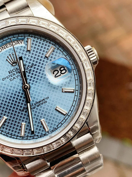 SS Factory 1:1 Rolex Day Date II Best Edition BAGUETTE DIAMONDS Bezel Ice Blue Dial Crystal Markers A3255