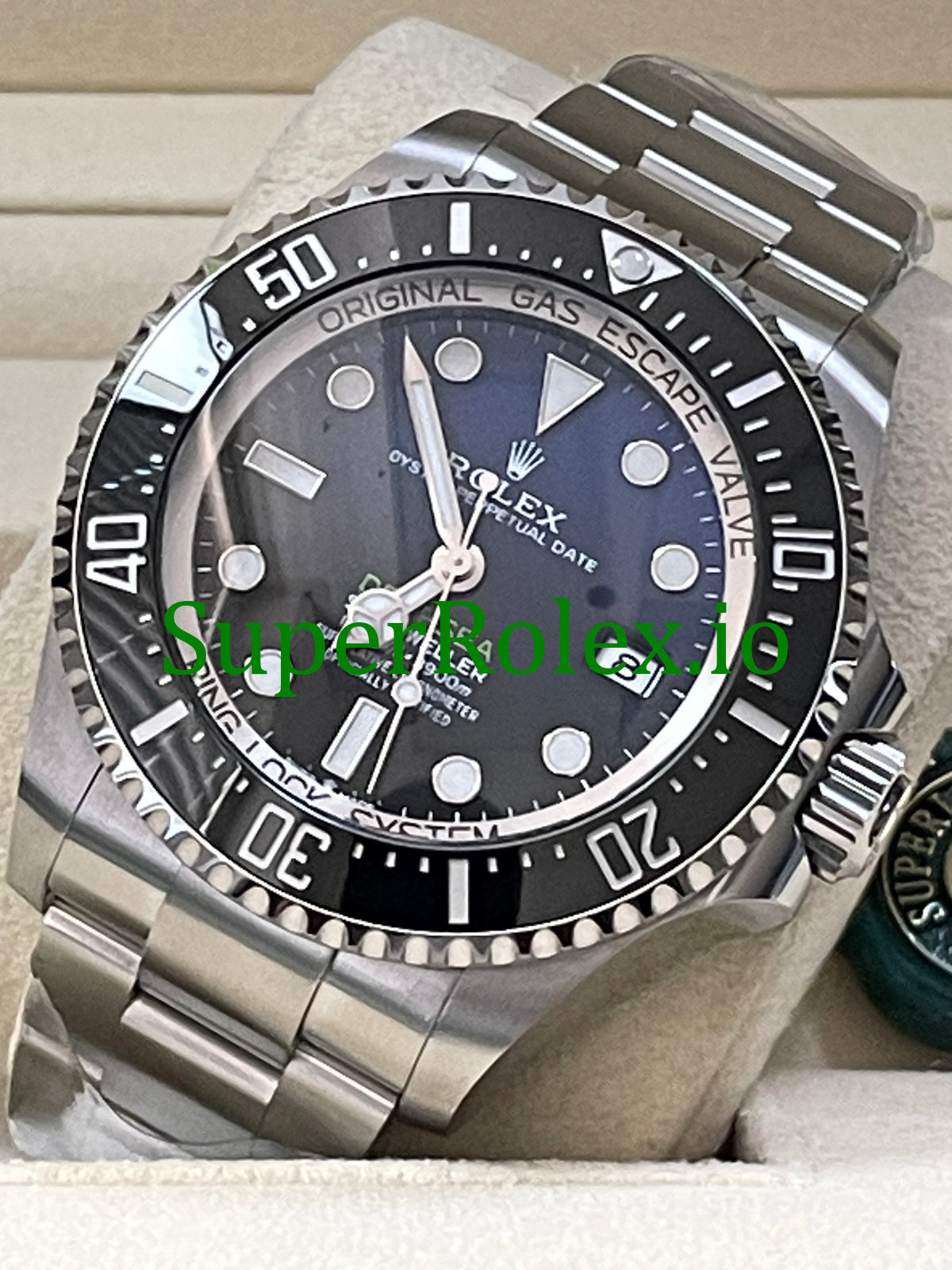 Rolex Sea-Dweller Deepsea 44 Ref.136660 - James Cameron Dial