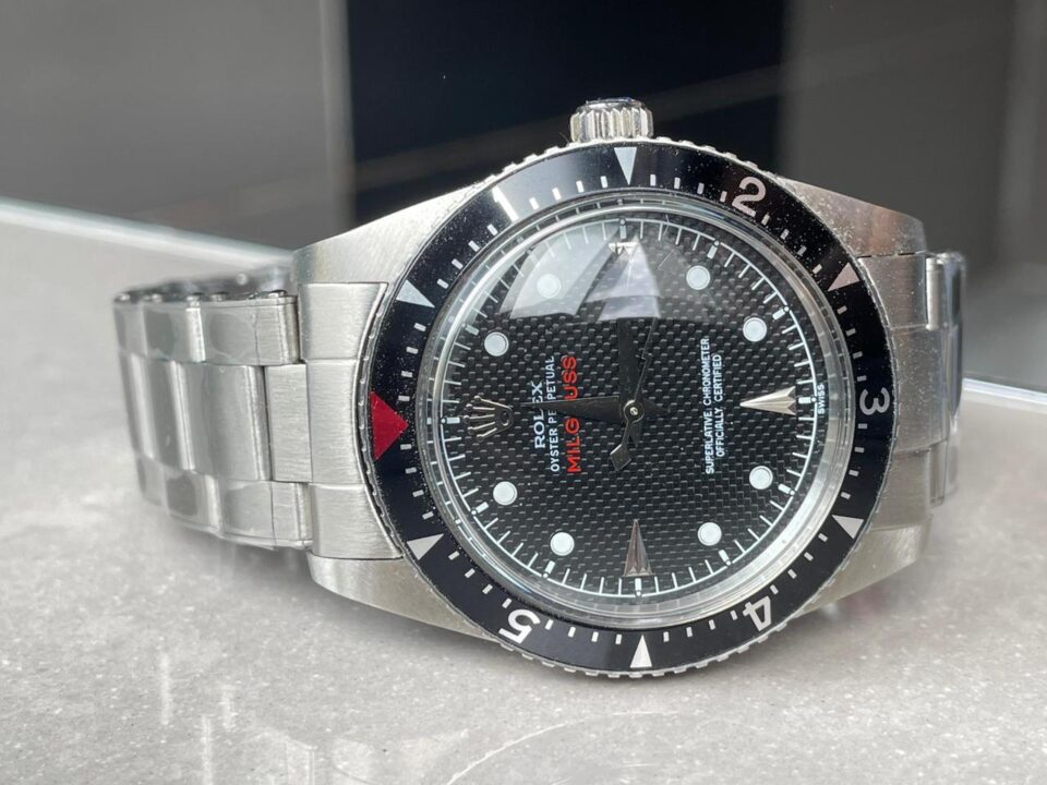 VINTAGE Rolex Milgauss 6541 PT Edition Black Dial on Rivet Bracelet