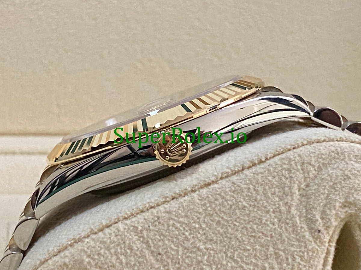 Rolex Datejust 41 Yellow Gold Champagne Index Dial  Ref.126333