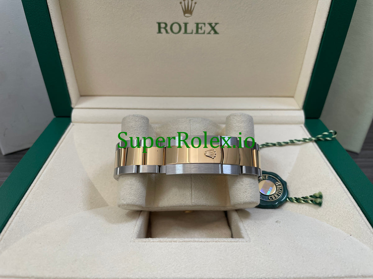 Rolex Sky-Dweller Yellow Rolesor Ref.326933- Black Index Dial