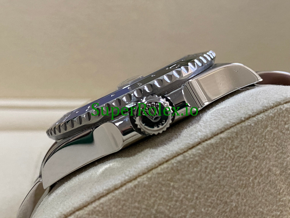Rolex GMT-Master II 40mm Steel Oyster Ref.116710BLNR - Black Dial