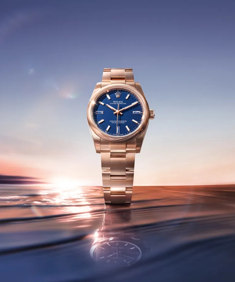 Replica Watch.jpg	Rolex Oyster Perpetual gold replica watch anniversary design